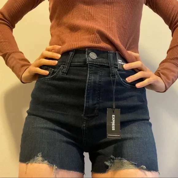 Express Jean Shorts Super High Rise Stretch Distressed Shorts - Picture 4 of 4